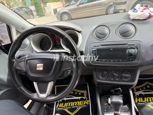 Seat Ibiza 2010 White Used for Sale - 4