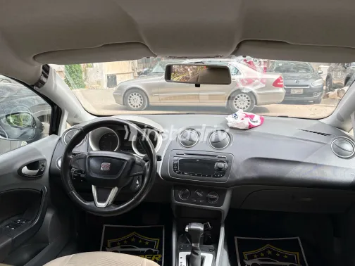 Seat Ibiza 2010 White Used for Sale - 7