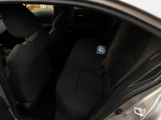 تويوتا كورولا 2020 أبيض مستعملة للبيع