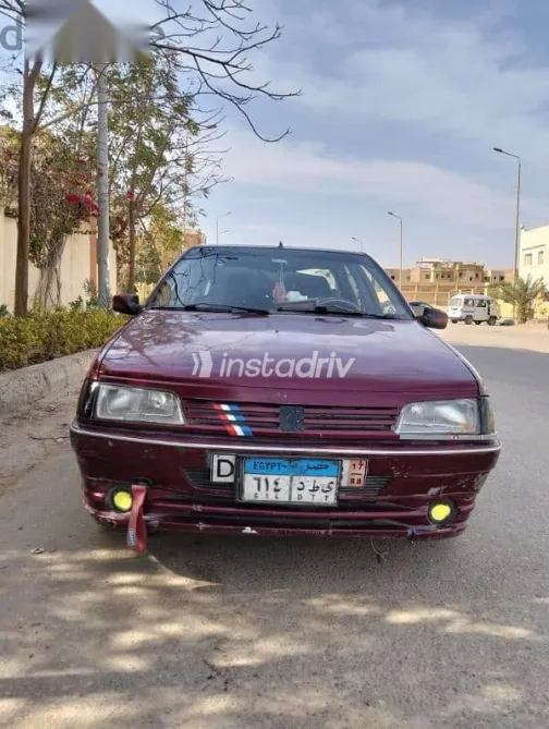 بيجو 405 1995 أحمر مستعملة للبيع - 1