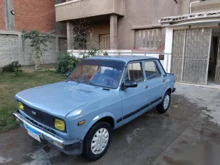 فيات 128 1986 أزرق غامق مستعملة للبيع