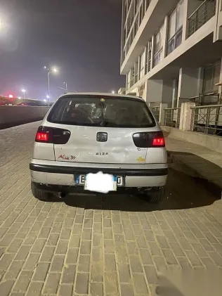 سيات ابيزا 1994 فضي مستعملة للبيع