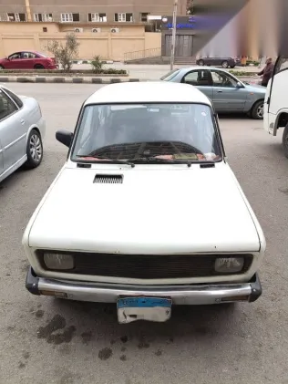 فيات 128 1990 أبيض مستعملة للبيع