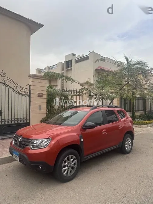 رينو داستر 2022 برتقالي مستعملة للبيع - 3