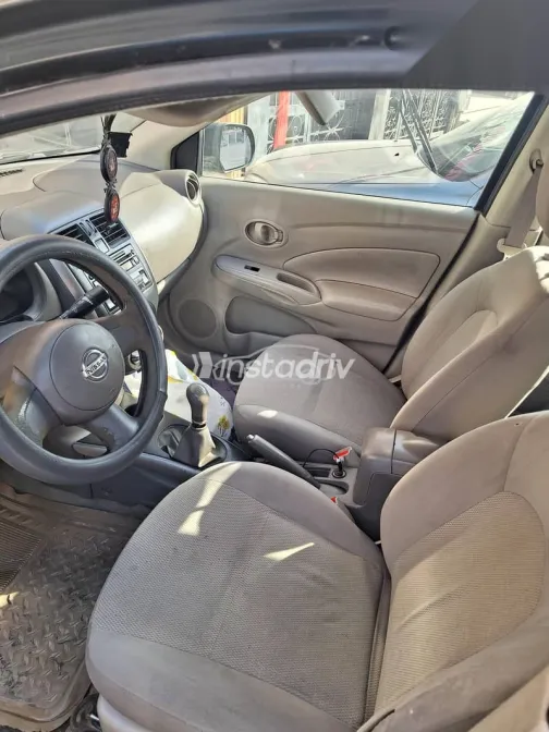 نيسان صنى 2013 أسود مستعملة للبيع - 5