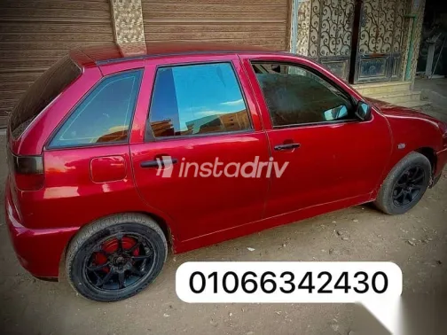 سيات ابيزا 1994 أحمر مستعملة للبيع - 4