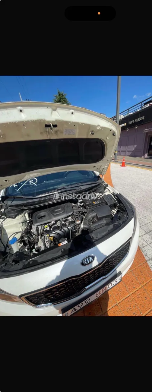 كيا K3 2017 أبيض مستعملة للبيع - 2