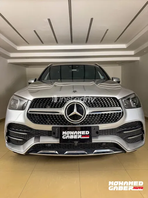 Mercedes GLE 450 2023 White Used for Sale - 3