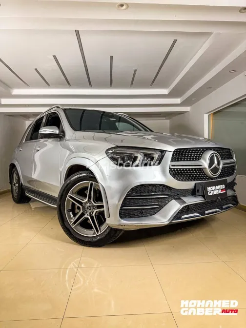 Mercedes GLE 450 2023 White Used for Sale - 4