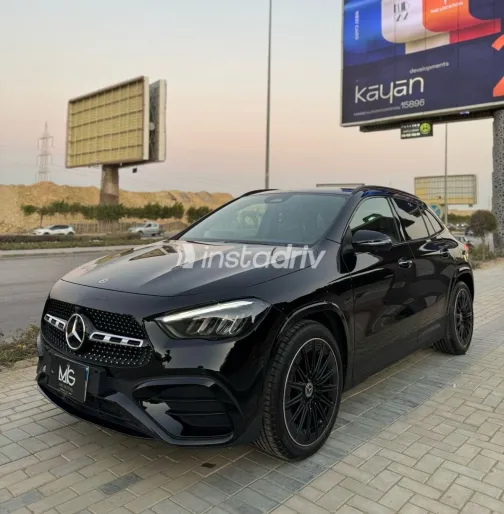 مرسيدس CLA 200 2025 أبيض مستعملة للبيع - 2