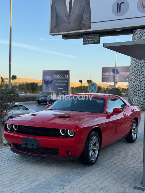 دودج تشالنجر 2022 أبيض مستعملة للبيع - 2
