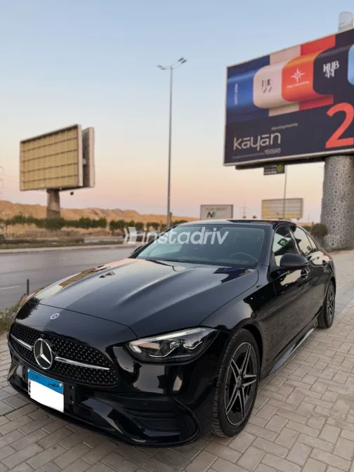 مرسيدس C 200 2024 أبيض مستعملة للبيع - 2