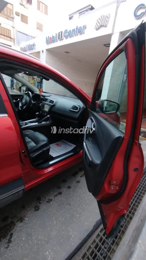 Renault Kadjar 2019 White Used for Sale - 9