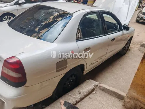 دايو نوبيرا 2001 أبيض مستعملة للبيع - 5