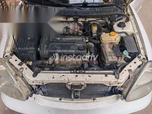 دايو نوبيرا 2001 أبيض مستعملة للبيع - 10