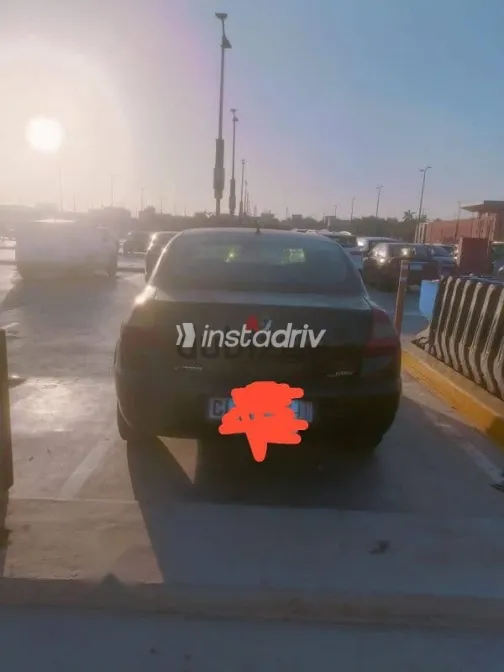 رينو ميجان 2006 أسود مستعملة للبيع - 3