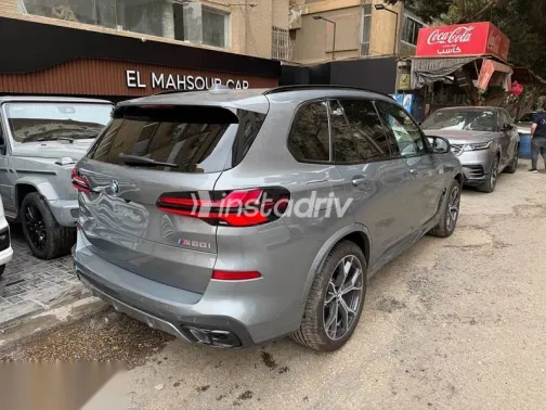 بي ام دبليو X5 2025 رمادي جديدة للبيع - 4