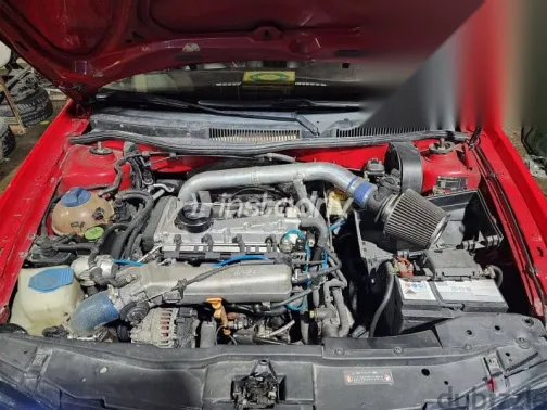 Volkswagen Golf 2001 Red Used for Sale - 9