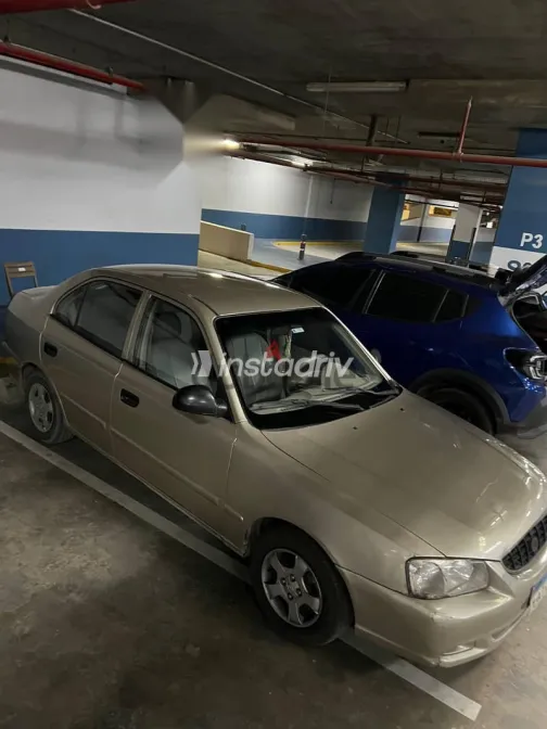 هيونداي فيرنا 2008 ذهبي مستعملة للبيع - 5