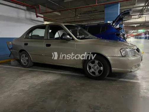 هيونداي فيرنا 2008 ذهبي مستعملة للبيع - 7