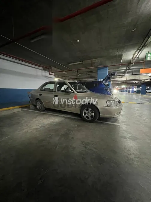 هيونداي فيرنا 2008 ذهبي مستعملة للبيع - 8