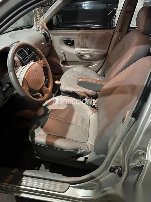 هيونداي فيرنا 2008 ذهبي مستعملة للبيع - 10