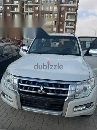 Mitsubishi Pajero 2020 White Used for Sale