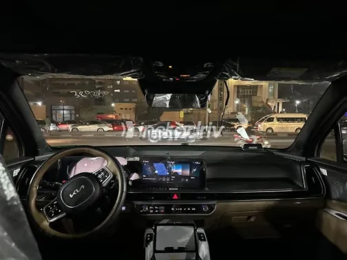 Kia Sorento 2025 White Used for Sale - 6