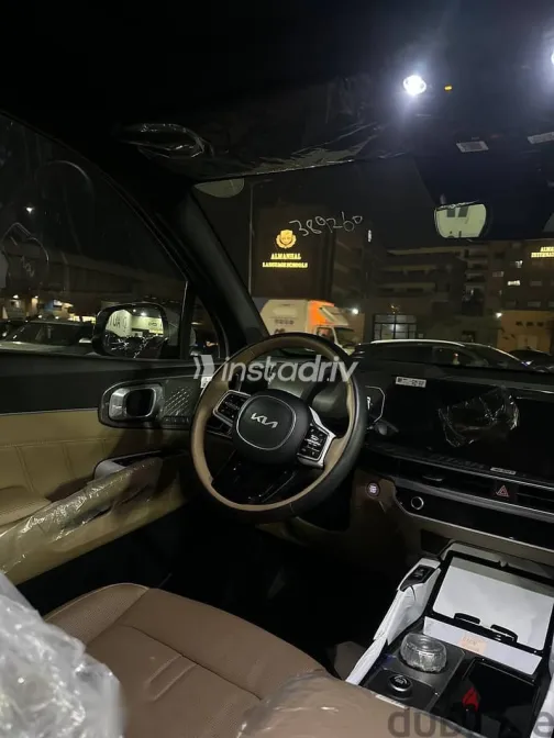 Kia Sorento 2025 White Used for Sale - 7