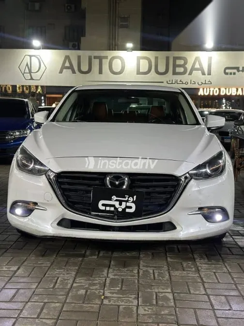 مازدا 3 2020 أبيض مستعملة للبيع - 1