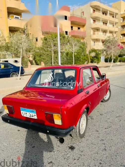 فيات 128 1973 أحمر مستعملة للبيع - 6
