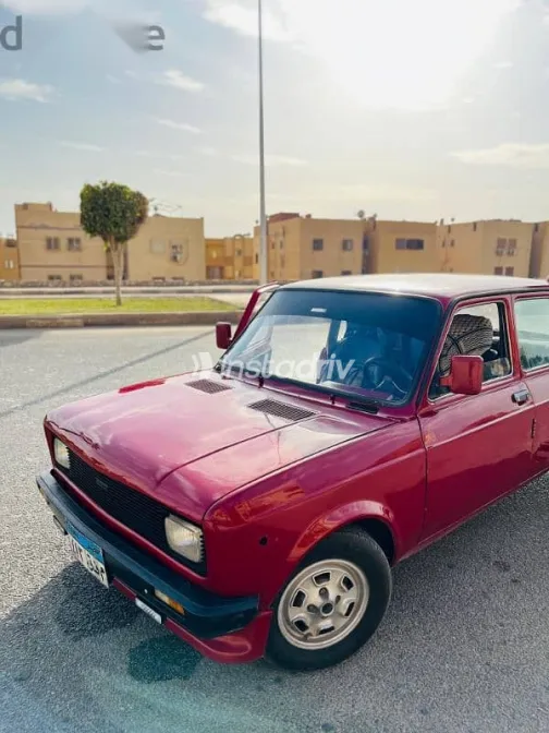 فيات 128 1973 أحمر مستعملة للبيع - 7