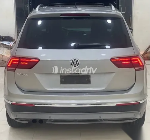 فولكس فاغن تيجون 2020 ذهبي مستعملة للبيع - 2