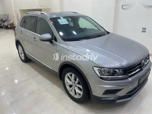 فولكس فاغن تيجون 2020 ذهبي مستعملة للبيع - 3