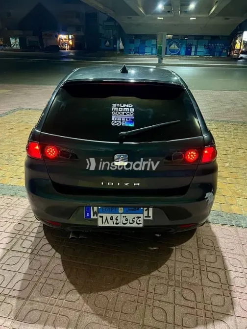 سيات ابيزا 2009 أسود مستعملة للبيع - 2