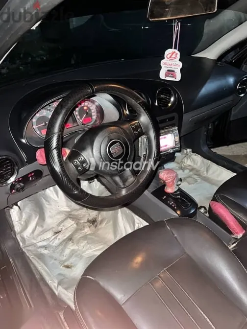 سيات ابيزا 2009 أسود مستعملة للبيع - 3