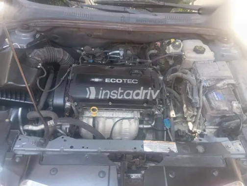 شيفروليه كروز 2013 فضي مستعملة للبيع - 6