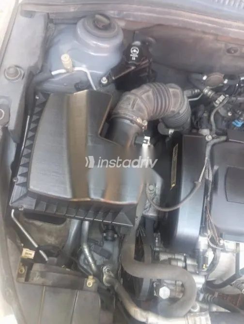 شيفروليه كروز 2013 فضي مستعملة للبيع - 9