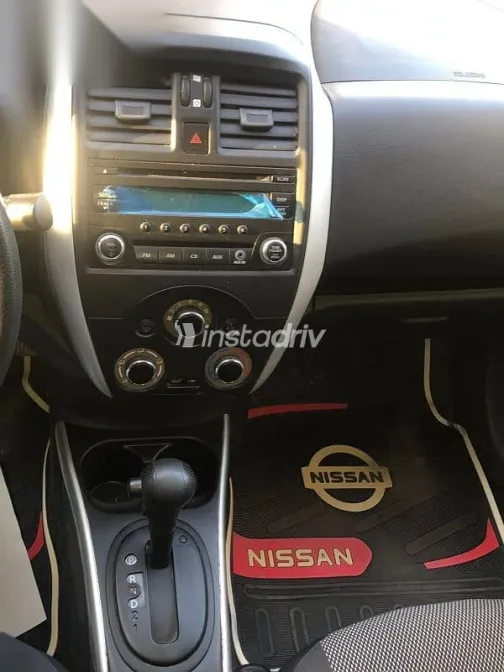 نيسان صنى 2019 أسود مستعملة للبيع - 4