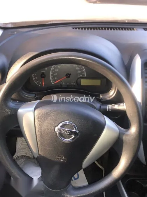 نيسان صنى 2019 أسود مستعملة للبيع - 5