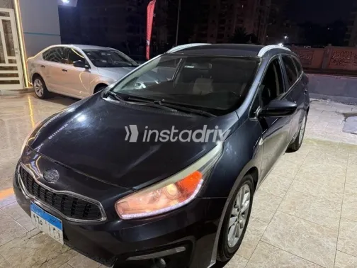 Kia Ceed 2018 Gray Used for Sale - 3