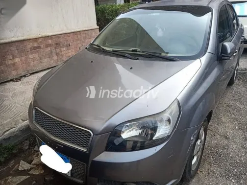 شيفروليه افيو 2018 رمادي مستعملة للبيع - 2