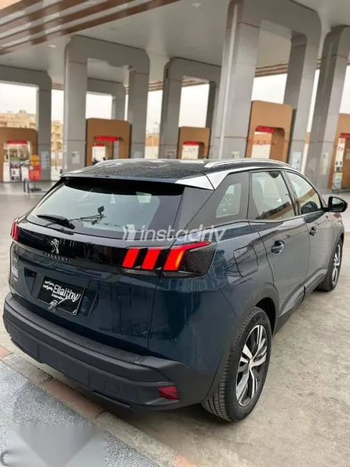 Peugeot 3008 2025 Green Used for Sale - 5