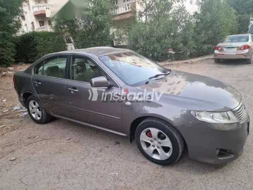 كيا اوبتيما 2009 فضي مستعملة للبيع - 1