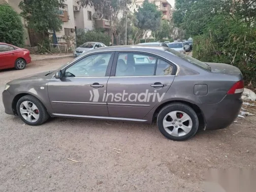 كيا اوبتيما 2009 فضي مستعملة للبيع - 3