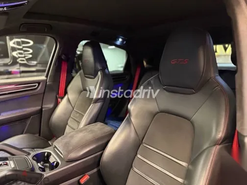 Porsche Cayenne 2022 White Used for Sale - 8