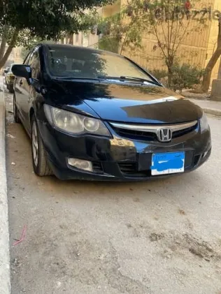 هوندا سيفك 2009 أبيض مستعملة للبيع