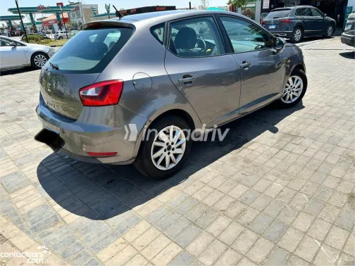 Seat Ibiza 2015 White Used for Sale - 1