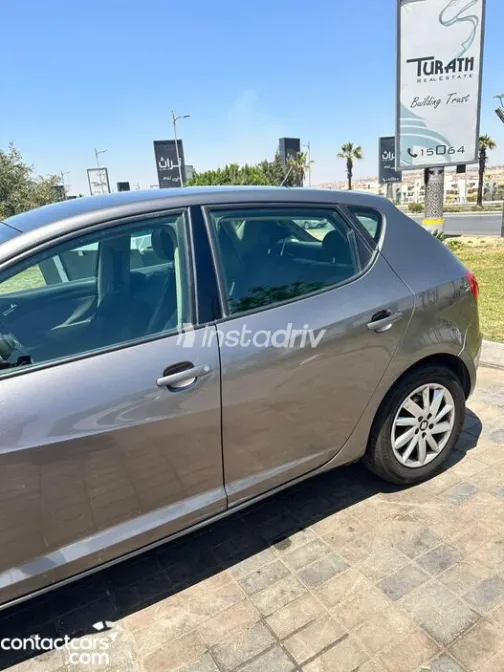 Seat Ibiza 2015 White Used for Sale - 6