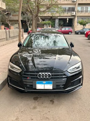 اودي A5 2018 أبيض مستعملة للبيع